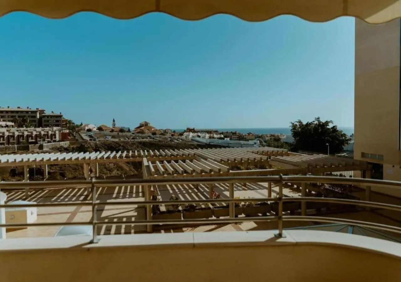 Seaview Splendor 2 Bedroom Modern Comfort أذيخي